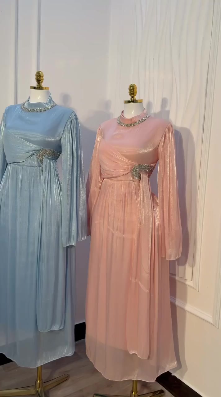 الاستفسار والحجز فقط واتساب+9647775744834
فستان خامه اوركنزه الايطالي كوالتي عالي 
سعر 40 ...للمناسبات 
قياس 48/46/44/42/40/38/


**إذا كنت صاحب هذا الإعلان وتريد حذفه لأي سبب، رجاءا أرسل رسالة إلى الدعم الفني**