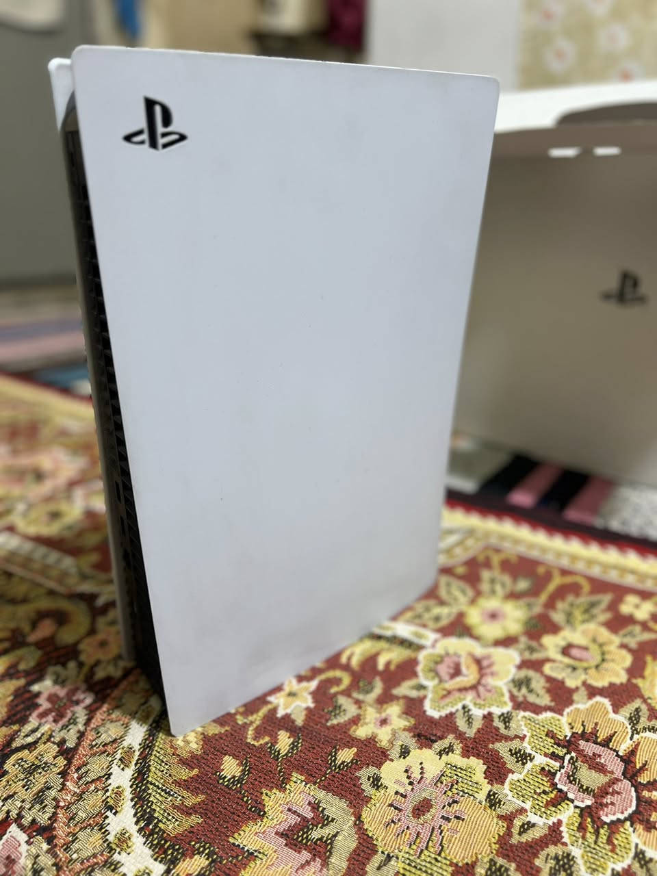 السلام عليكم
بلي 5 فات للبيع اوربي ريجن 2 ذاكره 1 تيرا 
الجهاز نظيف حيل وما مفتوح و غراظه كلهن كاملات 
بدون اي نقص 
السعر 550 وبيه مجال المكان الحله مركز المدينه 
***********
