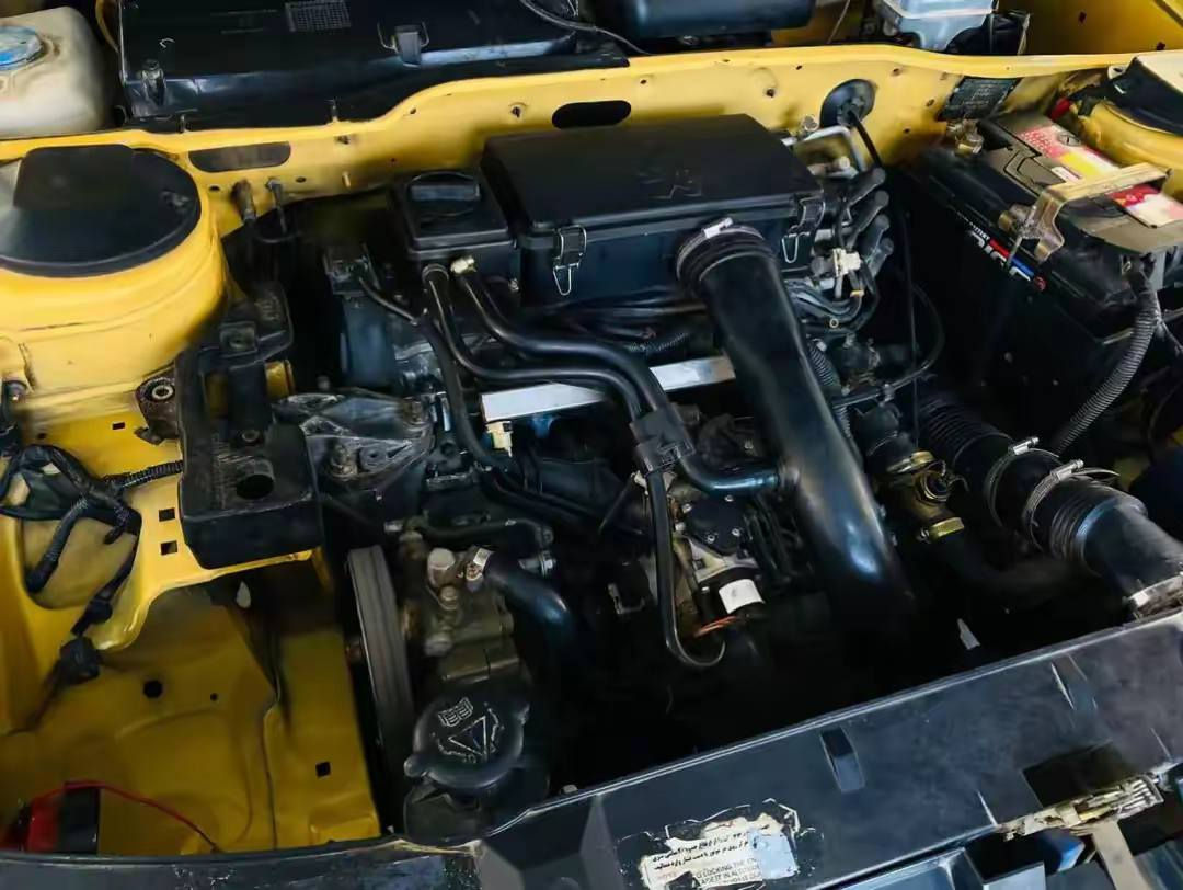 للبيع موديل 16 
سياره جاهزه  للشارع 
مصفره هيئه وغرامات 
مداور ثاني يوم 
كير مكينه ع فحص 
تبريد ثلج 
تخم تأير جديد 
صدر جديد 
اليريد سياره يسترزق بيها هاي والله 
بيها رباع أقل جف الايد 
ونص جاملغ امامي صبغ اثر شخط حته صورته موجوده بدون ضرر ولا شي ابيعك سونار وفحص سمكري 
سعر 53
المكان ديوانيه 
***********
