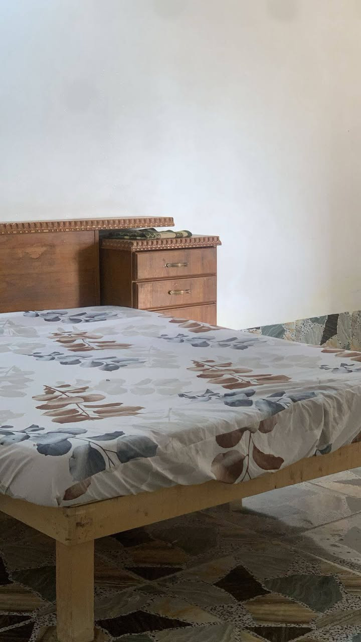 للبيع خشب عراقي صاج تخت وميز تواليت مع الدوشك  بيع مستعجل للتواصل خاص


**إذا كنت صاحب هذا الإعلان وتريد حذفه لأي سبب، رجاءا أرسل رسالة إلى الدعم الفني**