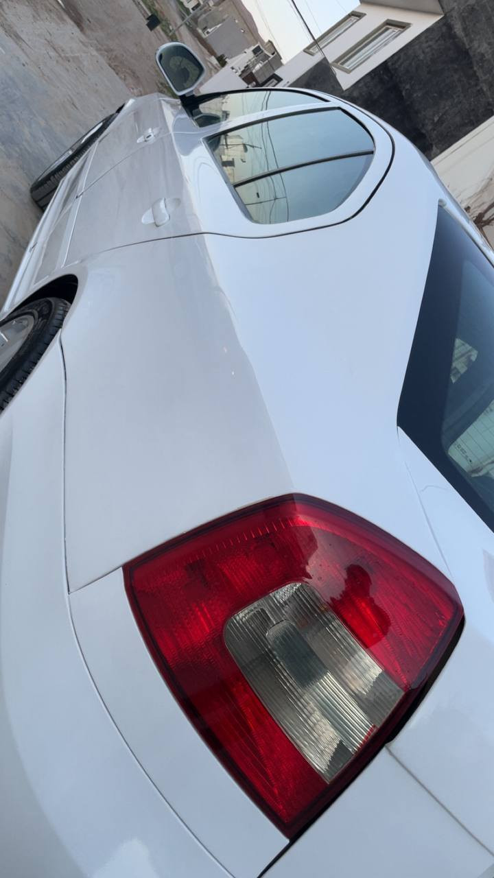 سکۆدا ئۆکتافیا 2010 

گێڕ عادی 

مەکینە 2.0 مەرغوب(مەکینەیەکی لۆکی خراوەتە سەر)

سەنەوی و هەزە  تا 2030 بە ناوی خۆمەوەیە

چوار تایە و ویلی لۆکمان تازە بۆ بەستووە

هیچ دەعمی نیە پێش و دوای لۆک لۆکەکەپسی بێ دەعم (ئێرباگ بە شەرت)

بەشەرتی گێڕ و مەکینە و تەبرید

سەیارەکە زۆر جوانە هیچ سارد و مەعجونی نیە

سەیارەکە هی ماڵی خۆمە و بە شەرتی هەموو شتێک 

ڕەقەم باریک

نرخی ٦١ گەڵا و معامەلە لە سلێمانی 

0777 930 13 16 السليمانية, العراق
