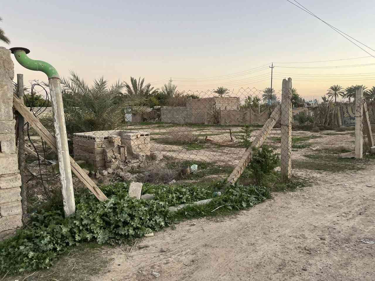 للبيع قطعة زراعية سكنية 

 المساحه ٩٠٠ متر 

الواجهه ٢٢ متر 

الموقع - حي العباس - شارع السكلات - خلف غسيل السيارات - عالنهر 
  
- ماء حلو

- كهرباء 
 
للاستفسار 

*********** - ***********
