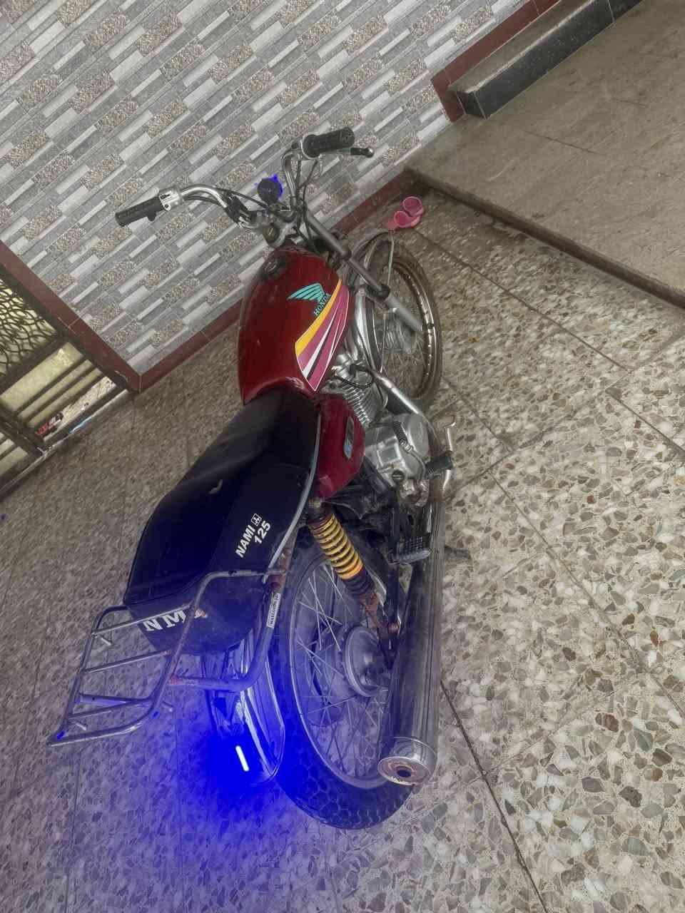 ‏السلام عليكم دراجة نامت شمة المكان البصرة الطاقة دراجة جديدة كل شي شغال***********￼ السعر 550 وبيها مجال
