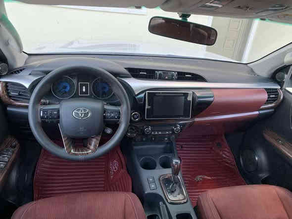 سلام عليكم عندي سياره البيع بيكم فورويل موديل 2020 رقم أربيل سياره جديده وحلوه سياره 6 سلندر تي اردي ماشيه 70 ألف تحويل مباشر كير وتماتيك عنوان بغداد ولشراي يتصل على رقم ***********
