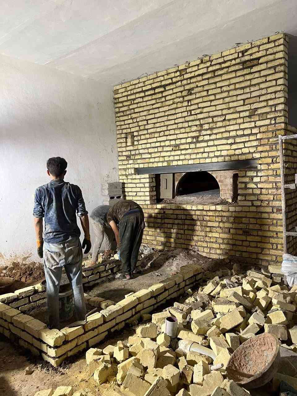 للأستفسار الاتصال عل الرقم ويوجد واتساب ***********
بسم الله الرحمن الرحيم 

يالله يارزاق

أبو شهم النجفي

 لبناء جميع انواع وأحجام الصمون الحجري 
وافران البيتزا
وتنانير الخبز وتنانير المندي. 
لجميع محافظات عراقنا الحبيب. مهنتنا ابن عن جد

اولآ. ضمان العمل لا يقل عن 20 سنه. 
ثانيآ. العركجين مالتنه طين وفرشي.  
ثالثآ. طابوك الدبان تركي اصلي يتحمل درجه حراره 1200 إلى 1400 
رابعآ. قله في اصراف الوقود. 
خامسآ. كادر عمل متميز ومتخصص في بناء الأفران.
سادسآ. الباب والسجه والقوس من النوع الثقيل.

*********** يوجد واتساب
