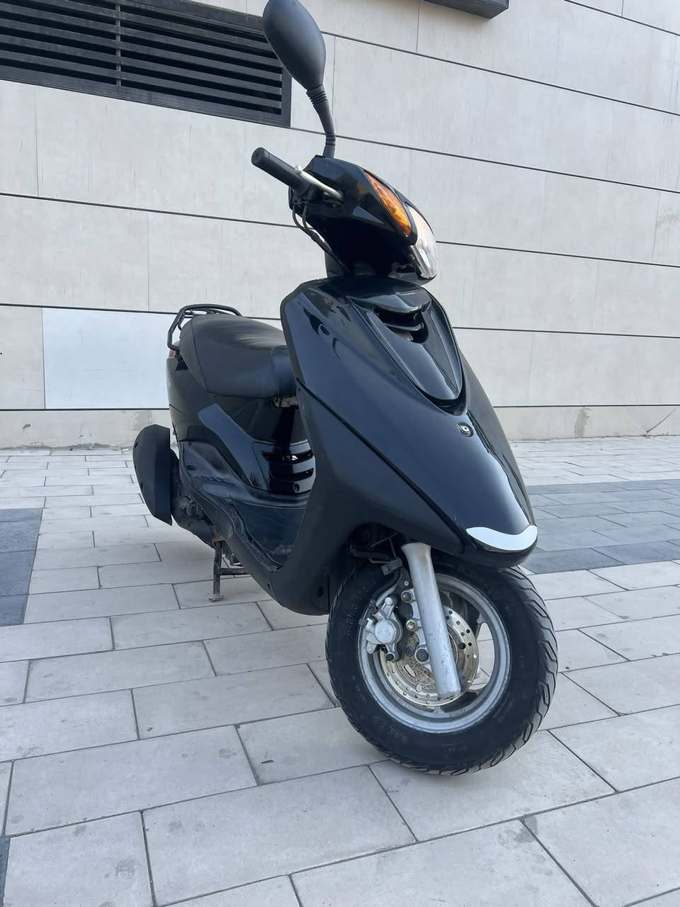 السلام عليكم للبيع دراجه يوماها اكزز ياباني نوزل خطين،استان كهربائي ياباني لأصلي
‏‎السرعه,،،140  ماشيه ٥٥ الف حقيقي ماخذها من معرض واورقها كامله وبأسمي 

حجم المكينه (125cc)

‏‎شلعه :ومعدل.(نكره سلف)

‏‎المحرك:نضيف كلش  برغي ممفتوح.كفرات مثل مشوفون بصوره  نضيفه كلش

‏‎٪؜ ‎دراجه كشر ومكينه نضافتا٩٩  

‏‎كامله أيٌ نقص مابيها‎    

دراجه مميزه ونضيفه وحلوه بلخير علئ الي ياخذها ‎

‏‎السعر ١١٠٠ )))وبيها مجال للطيبين))) محتاج ودا ابيعها 

‏‎مكاني بغداد اي استفسار 

***********
