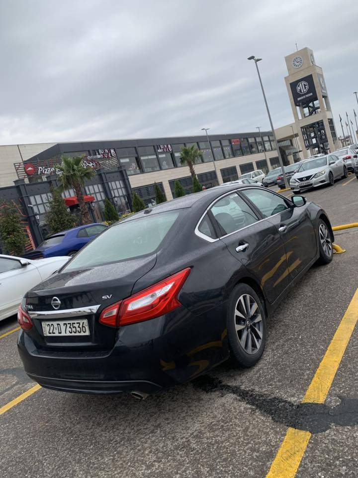 Nissan Altima 2017 SV plus
التيما sv بلاص ٢٠١٧ .. 

لون نيلي طوخ .. فول الفول للأخير .. 
سقف سلايد..
قطعتين تبريد .. 
كشنات وستيرن تدفئة .
. رادارات جانبية 
اشارات مراية..
اشارات نقطة عمياء..
كشن السايق كهرباء كامل الوضعيات .. 
ويل كب بلادي..
تايرات نظيفة كلش..  
شاشة وكاميرا خلفية .. 
وباقي المواصفات معروفة 

ضررهه واضح بالصور 
.. بونيد مبدل ومصبوغ بدون قطرة معجون. 
وبالعراق جامرلغ امامي وباب جهة السكن .. فقط بخ كلير.. .. بدون قطرة تعديل او معجون .. بدون قطرة دواخل … بدون شخوط او بدون رصعات . 

بدون اي ايرباك (كامل وضع بلادي)… وشرط الفحص. 
كير جديد تفصيخ مبدل بالشهر الثامن والوصل موجود..
كير ومحرك وتبريد وتراي .. كامل شرط الفحص. 

شرط الوكالة والتحويل (سيارة بأسمي).

سنوية لحد شهر الرابع ٢٠٢٨

السعر : ١٢٢ ورقة قفل .

تلفون : ***********
