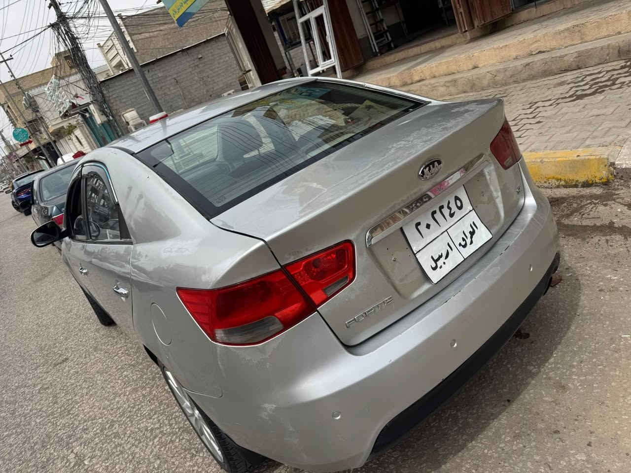 السلام عليكم
للبيع سيراتو موديل 2013 ادوات كصه جنطه 

متوئم ارقام وسنويه شرط الحاسبه السياره جاهزه ما ناقصها برغي تبريد ثلج كير محرك حداديه كفاله مكانها كربلاء 

لاستفسار ‭0771 687 7804‬
