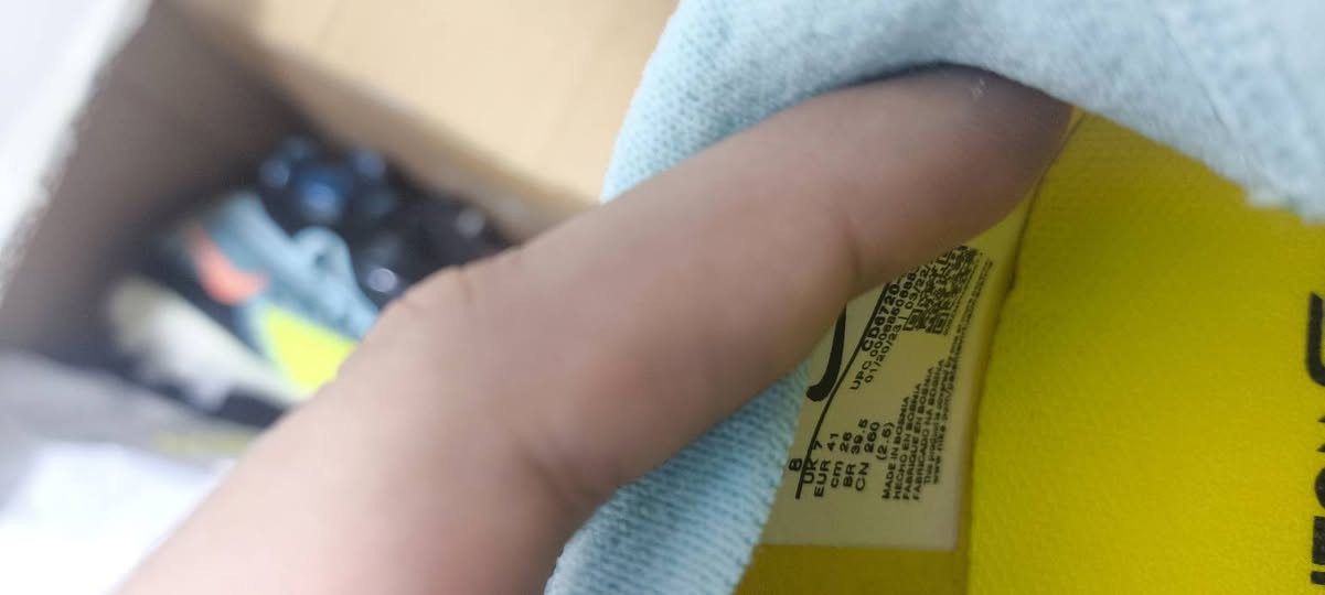 قطعه عل 25 بضاعه أوربي اصلي شرط الفحص القطعه ب 25


**إذا كنت صاحب هذا الإعلان وتريد حذفه لأي سبب، رجاءا أرسل رسالة إلى الدعم الفني**