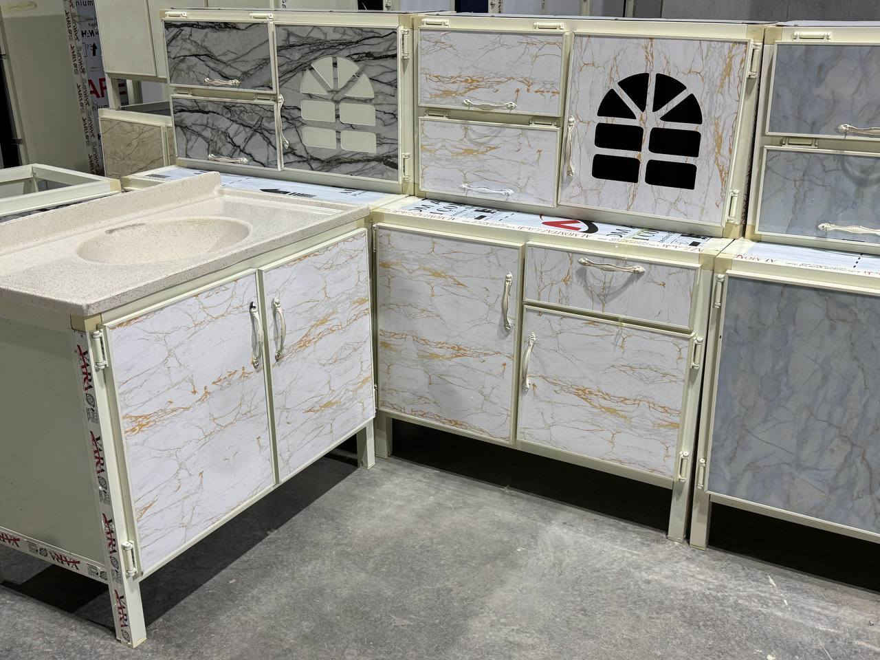 معمل ومعرض النور للكاونترات الالمنيوم:
حصريا🔥🔥
معمل ومعرض النعيمي للكاونترات الالمنيوم:
الجديد فقط لدى معمل  #النور

كاونتر متر ثلاث قطع ارضي وملحق وسنك مرمر 
السعر 180 الف  🔥🔥

التوصيل✈️✈️


**إذا كنت صاحب هذا الإعلان وتريد حذفه لأي سبب، رجاءا أرسل رسالة إلى الدعم الفني**