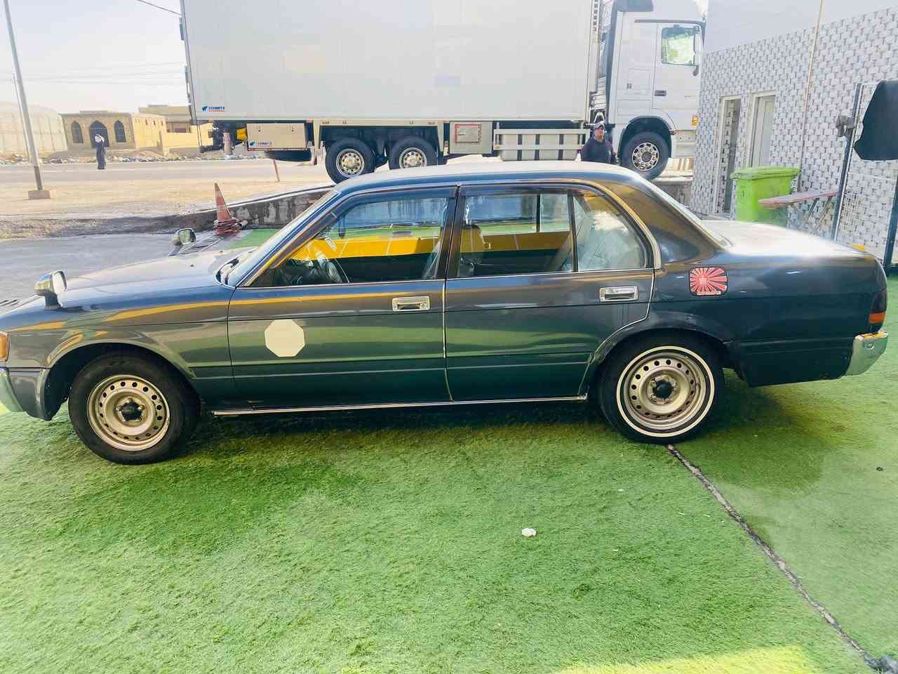 سلام عليكم 
سيارة كراون ارنب 1995سوبر ديلوكس 
مكينه وكير بالكارتون توني  شادهن تخم تاير•
تبريد ثلج سيارة جاهزة من جميع النواحي ماذب عليه الف دينار •سعر..)((84وبيه مجال)) المكان ناصرية سوق شيوخ بسمي تحويل مباشر
لتواصل الاستفسار: ***********
***********
