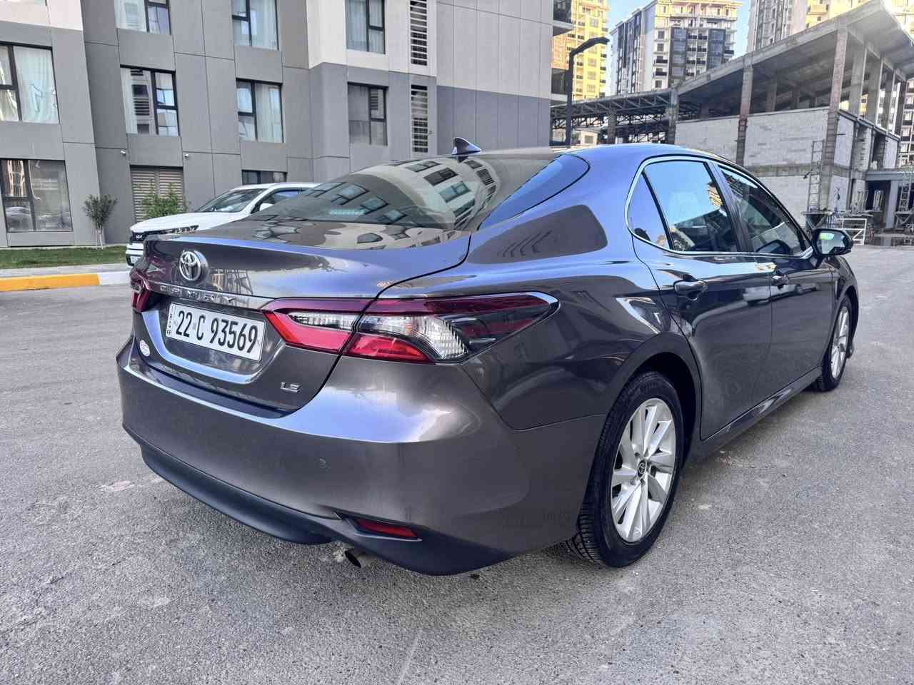 سلام عليكم /للبيع كامري 2023 امريكي حادث بنيد بدون دواخل بدون إرباك ماشيه (١١٩ الف كيلو)مواصفات السياره 
LE
١- رادار امامي 
٢-تحكم أسيترن 
٣-كروس سرعه وتحديد مسار 
٤-شاشه كبيره 
٥-كشن السايق كهرباء 
٦- كاميرا خلفيه 
٧-السعر 175 بيه مجال بسيط 
٨-رقم السياره أربيل باسمي تحويل وكالة حاضر 
للاستفسار الاتصال على الرقم (***********)
