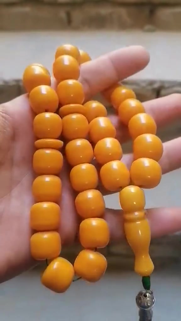 سندلوس باكستاني قديم مغلف سبحة خشنة وتحفه الوزن ١١٠ غرام 
يوجد توصيل


**إذا كنت صاحب هذا الإعلان وتريد حذفه لأي سبب، رجاءا أرسل رسالة إلى الدعم الفني**