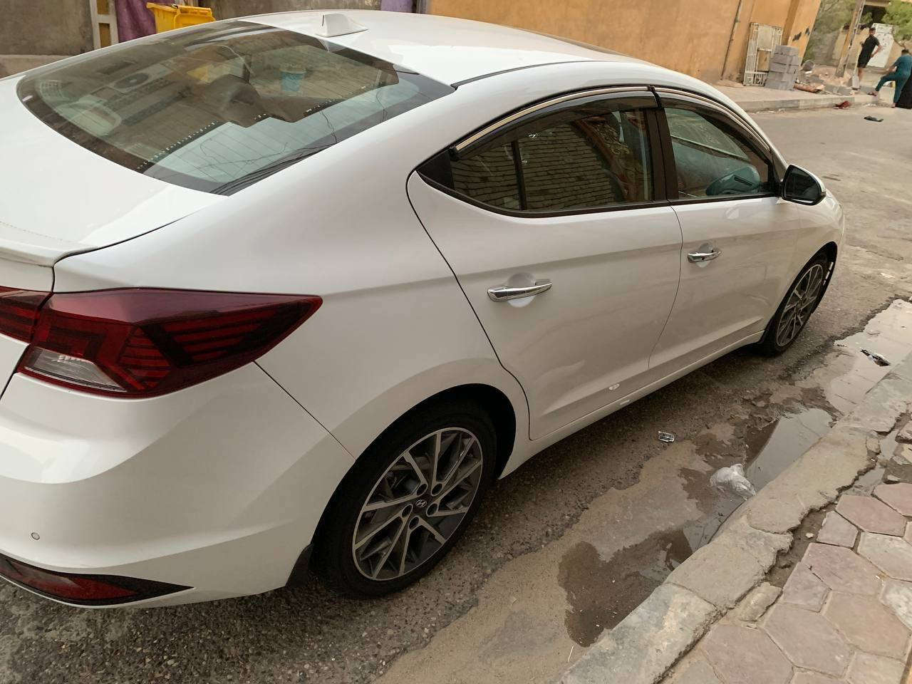 إلنترا 2020فول مواصفات رقم بغداد بسمي السعر المطلوب 175 وبيه مجال
***********
