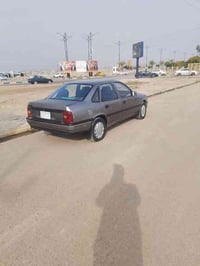 فكترا 18للبيع محرك ذهب كير ذهب قفل مركزي ستيرن باور باتري جديد سياره خ...