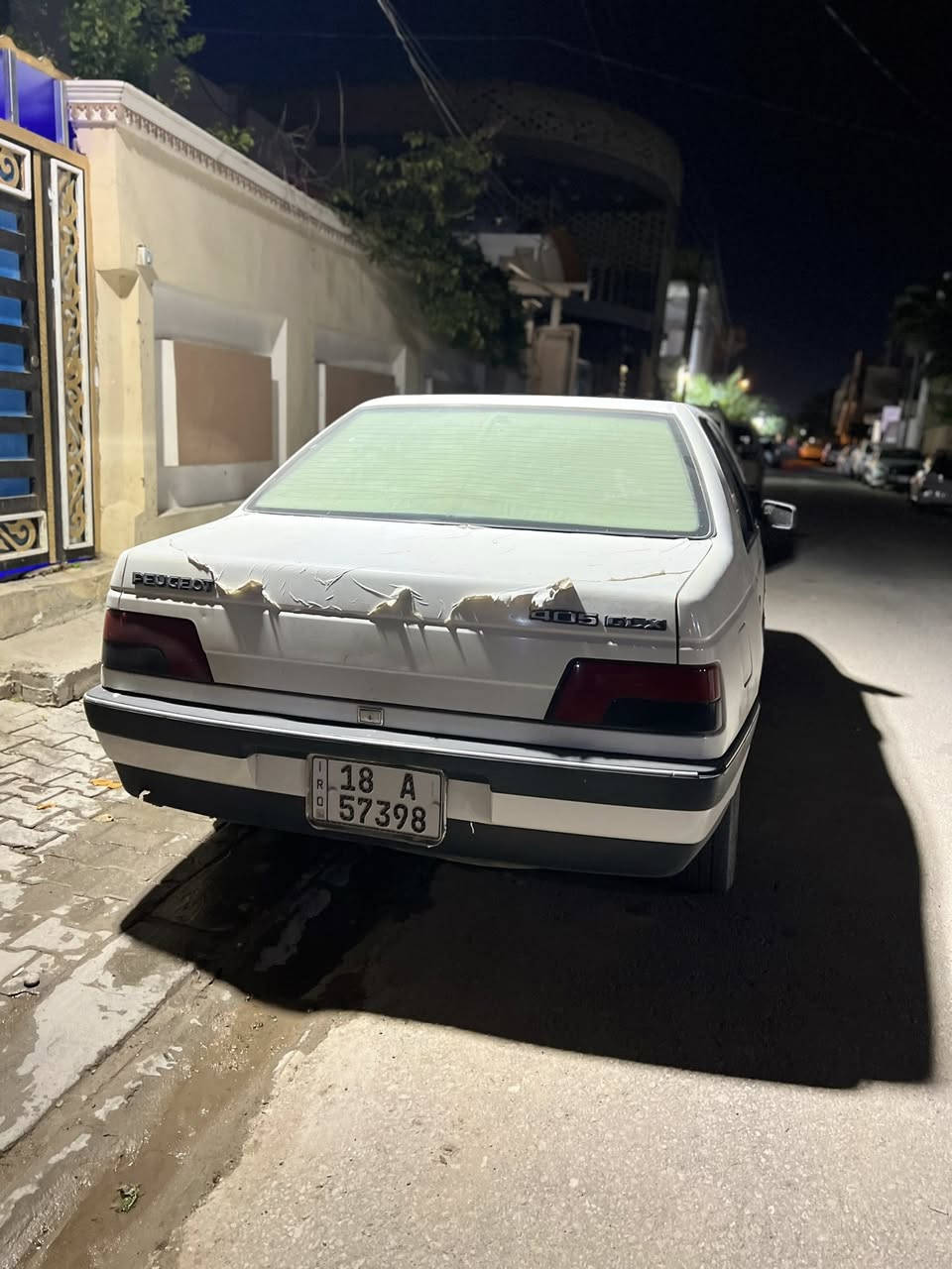 سلام عليكم شباب بيجو 405 رقم انكلزي سيارة حلوه وجاهزه فقط جاملغ  كهربايت كامله ما عايز شيء سعره 37 بيه مجال قليل حك  جيه  المكان نجف حي المهندسين ***********
