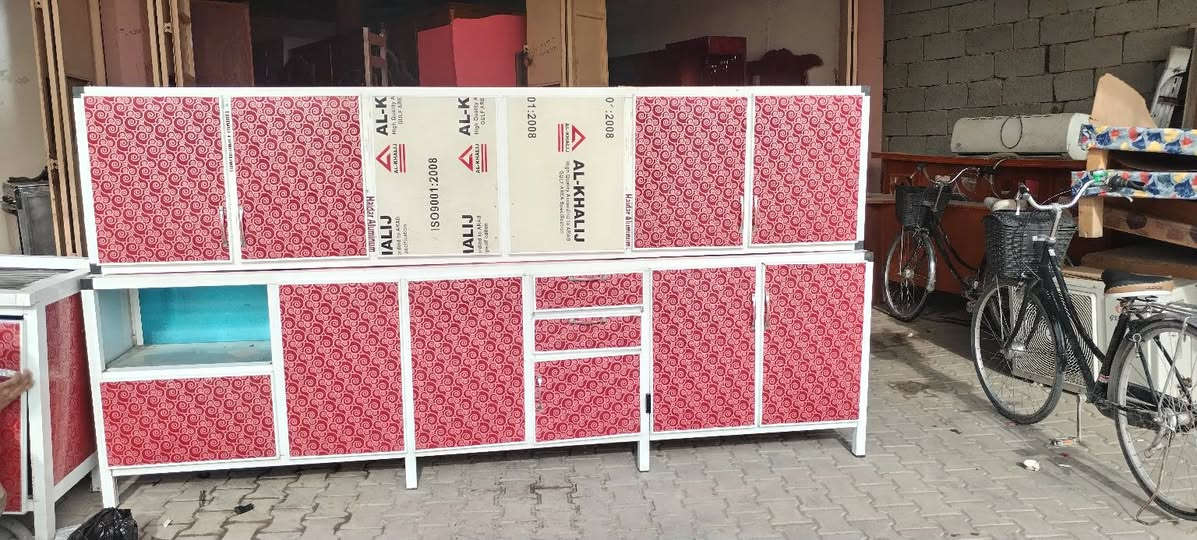 كاونتر ٤ متر ويا الزاويه  شغل ايد سنك متر و٣٠ جلولاء مدخل سيطرت المعسكر هاتف *********** وات ساب متواجد ملاحضه علما نشتري مستعمل ونراوس كل شيء خناقين, ديالى
