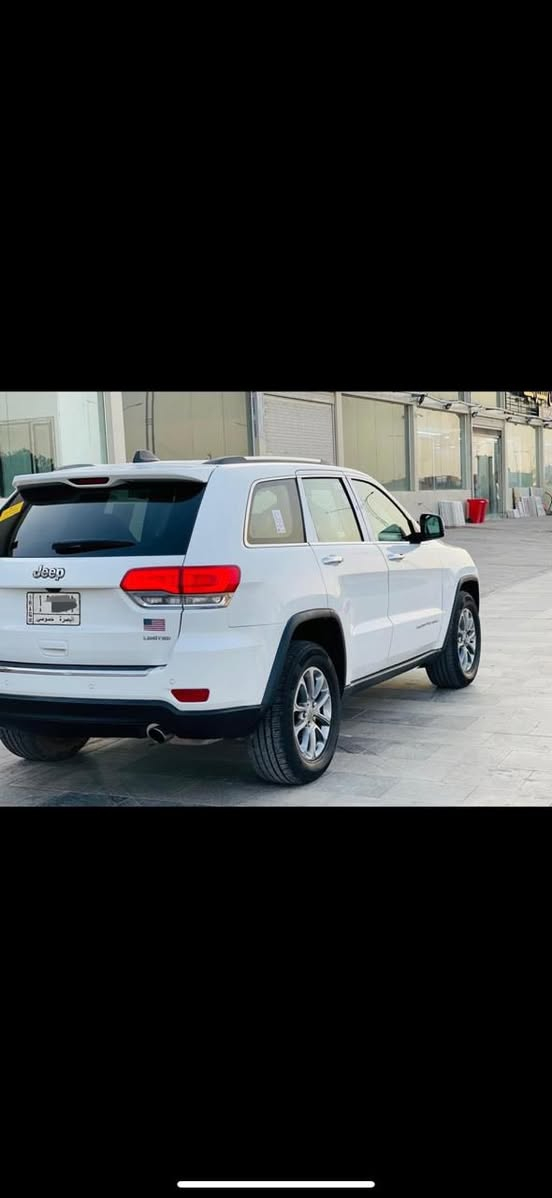 جيب كراند شيروكي لمتد 2016 اصل وارد امريكي تقرير الفحص مرفق باسمنا تحويل ثاني يوم رقم بصرة مشروع وطني مواصفات المتد معروفة نقصها حدادية شي بسيط 

مكان السيارة الناصرية 

السعر ‼️ علق بتم يجيك  السعر بالخاص ‼️

 ***********
