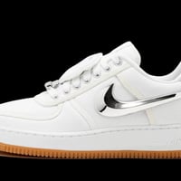 نايكي • إير فورس 1 • ترافيس سكوت