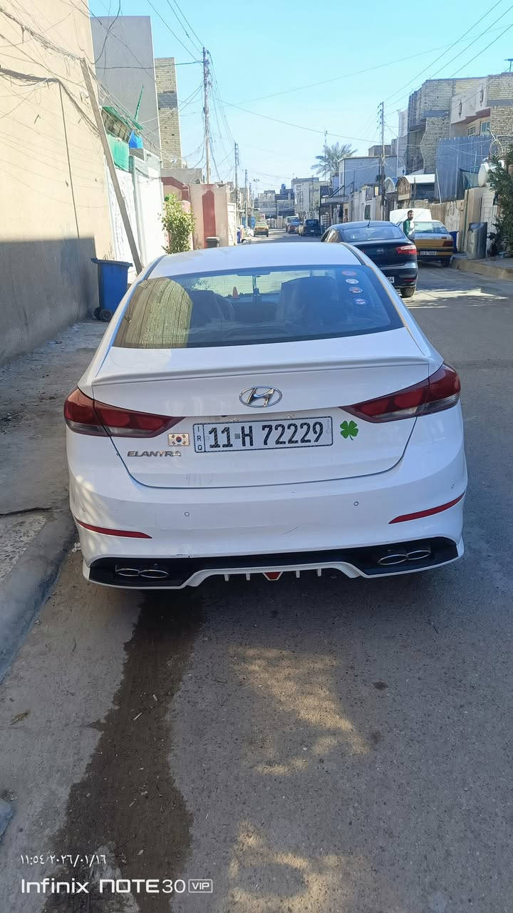 السلام عليكم
النترا 18 خليجي 

مواصفات 

سلايت روف 

شاشه كاميرا

يدات نيكل 

تحكم ستير 

ايرباك دشبول 

ايرباك ستيرن 

نضام البريك (Abs)

لد نهاري امامي 

مري شفط اوتو 

اشاير مري 

تبريد قطعتين 

حساس خلفي 

3 انظمه قياده

(ايكو/سبورت/نورمال)

محرك 2000دوش

تخم تاير جديد

 السونار موجود بلمنشور 

سياره بسمي تحويل ثاني يوم 

مكاني بغداد الشعب 

السعر 150 

***********
