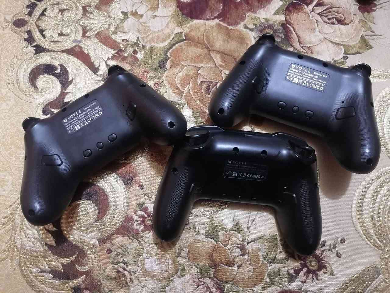 السلام عليكم جوستكات بلي فور العدد6 ابيعهم فحم سعرهم40الف للعلم 6قطع فحم ابيع و هذني جوستكات اتوقع مال pc و مال تليفون شغالات بيهم زر تتحكم بل الالوان و البلوتوث سعرهم 40الف اذا وحده ب15 موجود توصيل الجميع المحافظات


**إذا كنت صاحب هذا الإعلان وتريد حذفه لأي سبب، رجاءا أرسل رسالة إلى الدعم الفني**