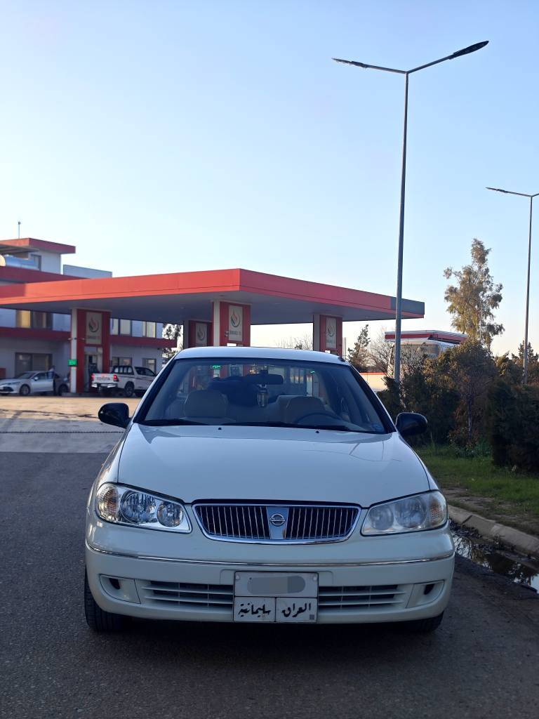 سەنی مودیل 2008 
یابانی ،،ناو زەرد ،گێر ئۆتۆماتیک
یەک چاملخی پیشەوە بۆیاخە 
بێ ناوگرتن و شانسی 
قرچی بەسیتی هەیە ،سۆنەریم داناوە
سەنەوی ساڵێکی ماوە 
مکینە و گێری نەکراوەتەوە بەشەرتە
سعری 94 $ مجال
٤٠٠ هەزار خرامەی تایە ایگیرمەوە

***********
*********** السليمانية, العراق
