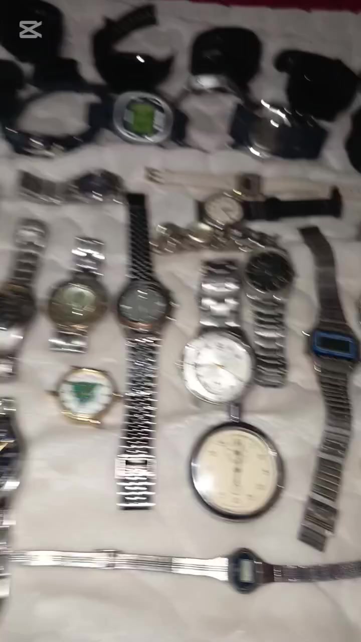 عندي شلعه مال ساعات بيهن نصب تكويك وبيهن ياباني وبيهن سمارت 52قطعه


**إذا كنت صاحب هذا الإعلان وتريد حذفه لأي سبب، رجاءا أرسل رسالة إلى الدعم الفني**