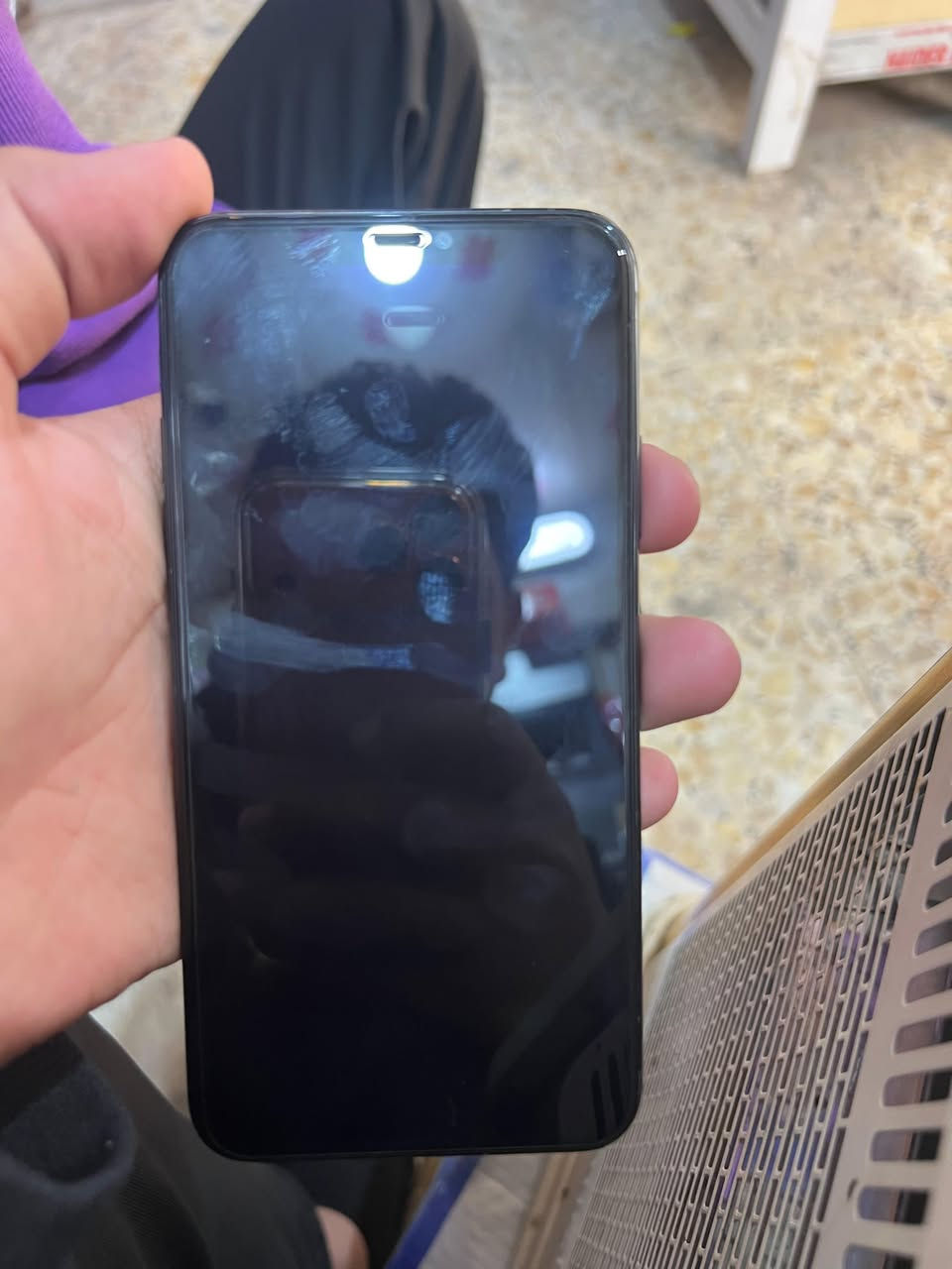 ايفون 11 pro max

ذ256

بطارية 89

مبدل شاشة فقط شاشة اصلية 

الجهاز نضيف 

مكاني الشعب 

***********

سعرة 275 قفل
