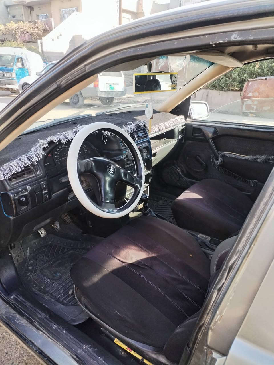 السلام عليكم فكترا للبيع حجم 16رقم اخضر نينوى مصبوغه عام السعر 34مكان السياره موصل ايسر
***********
