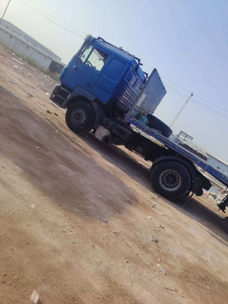 السلام عليكم مان للبيع ***********
