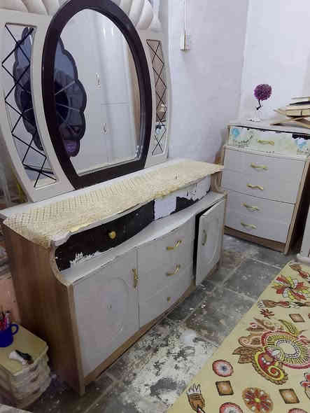 السلام عليكم ورحمة الله وبركاته
للبيع غرفة نوم تركي 10 قطع كامله ضخمة وحلوه فقط تكحيل صبغ تحتاج مكاني سوق الشيوخ بيع مباشر بدون مندوب   مستعجل عليها لغرض الانتقال لغير مكان 
الشراي 👇

***********
