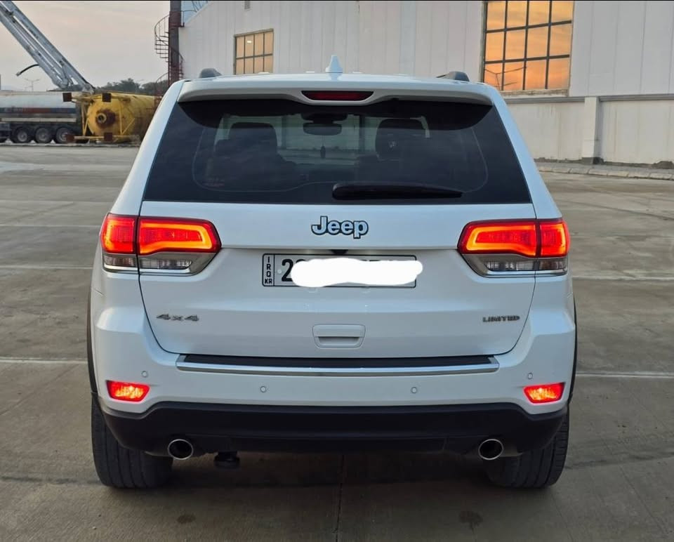 🟥 جيب گراند شيروكي 2020 خليجي 🇯🇵
وكالة – شريكة هَلم – مواصفات Limited Plus فول أوبشن 🔥
سيارة شرط على وضع بلاد شريكة ومكفولة كفالة عام ✅

🚗 ماشية فقط 31 ألف كم
⭐ ثلاث شاشات
⭐ سقف بانوراما
⭐ كشنات جلد كهربائية + تدفئة وتبريد + مساج
⭐ ستيرن تدفئة وتحكم كهربائي
⭐ لايت LED + زينون قوي
⭐ مرايات تدفئة + حساسات
⭐ أوتو بريك + أوتو لايت + أوتو ستارت
⭐ مثبت سرعة + تشغيل عن بعد
⭐ نظام صوتي قوي 15 سماعة + صب ووفر
⭐ تبريد مركزي
⭐ بصمة + فتح ذكي
⭐ مراية رادار + مراية شفط
⭐ طايرات جديدة وكالة
⭐ حساسات ورادارات أمامية وخلفية
⭐ محرك وجير شرط مع ضمان

السيارة كل جسمها شرط وعلى وضع الوكالة، نظيفة جداً وما تحتاج أي صرف 👌
رقم شمال + سنوية جديدة وباسم المالك.

💰 السعر: 326 ورقة
📞 ***********
📍 أربيل
