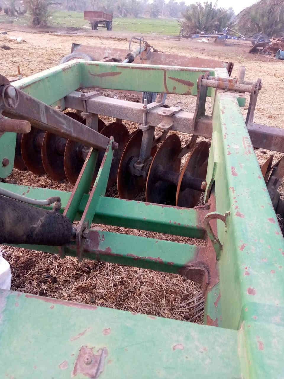 دسك للبيع مع معدلان مكانه نجف ناحيه القادسيه موبايل ***********
