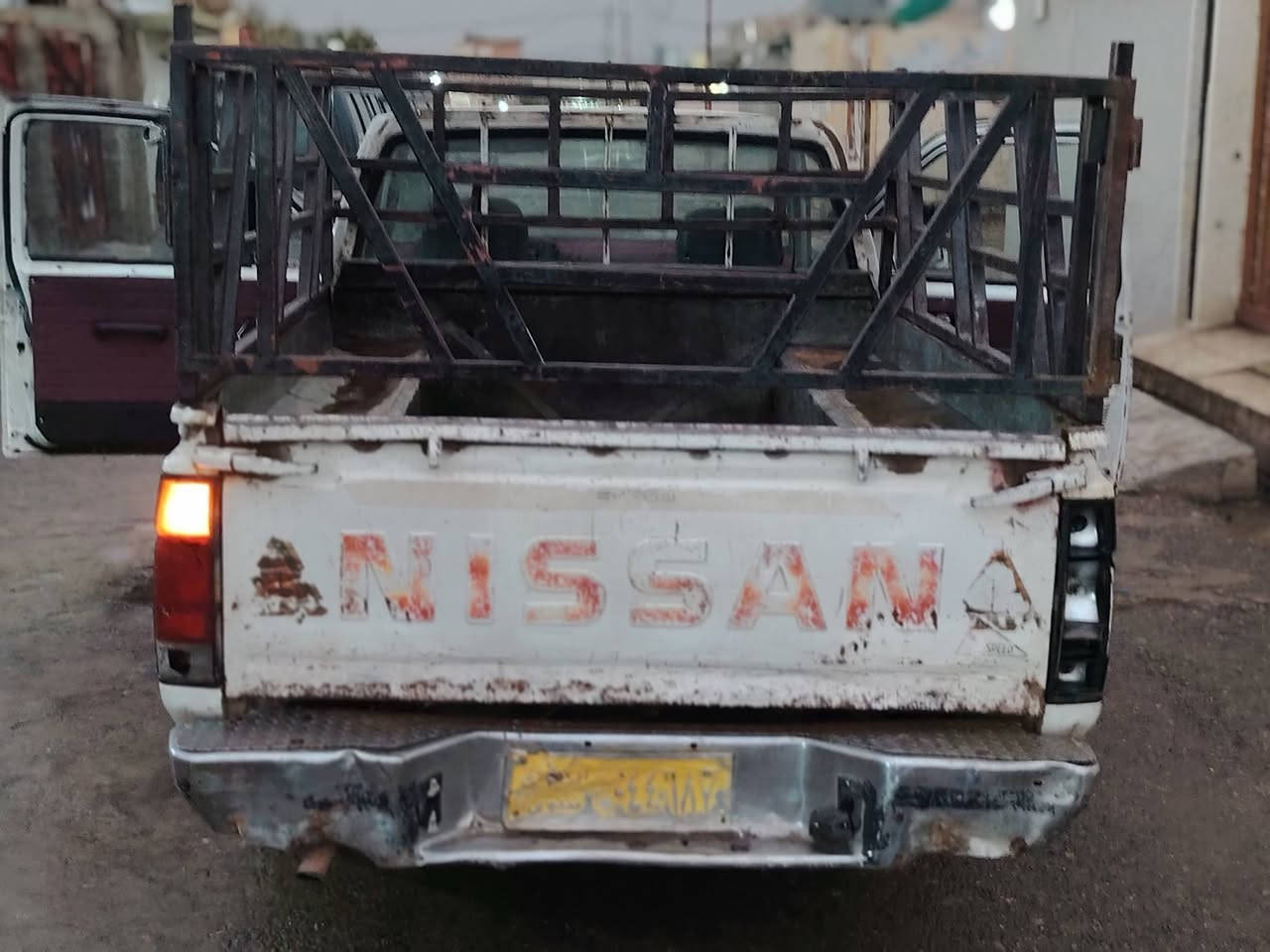 السلام عليكم
بيكم نيسان موديل 91
رقم نينوى كير ومحرك 85 تايوتا.
محرك بي بداية بخار شاصي بي فطر وملحوم
سعر 15$ قفل قفل مابي مجال

***********
