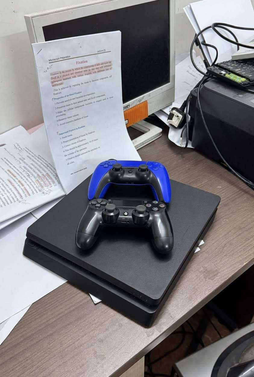 بلي ستيشن 4 سلم 500 كيكا امريكي اونلاين
السلام عليكم بلي ستيشن 4 سلم امريكي اونلاين الجهاز غير مفتوح وغير مصلح فقط الجهال شالعين ستيكر الضمان وتودية لاي مصلح يعجبك اذا طلع مفتوح بيه برغي تاخذه ببلاش وبالخدمة + وياه جوستكات ثنين واحد منهم زر المربع مايشتغل مكاني بصرة ابو الخصيب السعر 200 وبيه مجال ***********
