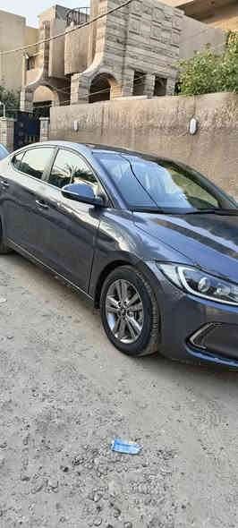 السلام عليكم 
للبيع او مراوس حسب القناعة سيارة النترا 2018 وارد امريكي مكينة 2000 دوش المرغوب السونار مرفق مع الصور  كير ومحرك بحالة جيدة جداً تبريد ثلج صدر جيد مواصفات السيارة تدفئة بالكشنات تدفئة بالستيرن شاشة بلوتوث كامرة اشاير بالمري رادارات جانبية مانع انزلاق السيارة نظيفة وخير من الله السعر110 وبي مجال المكان بغداد الغزالية للاستفسار الاتصال *********** واتس موجود بغداد
