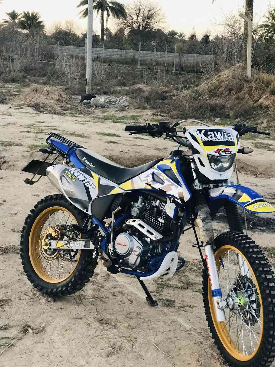 سلام عليكم قفاز للبيع اوراق كامله 😈مراوس حسب القناعه
***********

المو شراي لا يتعبني 🥷🏽
