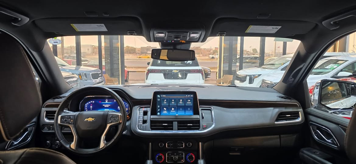 البيع نقد فقط بدون مراوس بدون اقساط 
اسم السيارة :  شفروليت سوبربان
 الفئة :  Premier 
الموديل : 2023
دفع ثنائي
عداد المسافة : 41000 ميل
اللون : ابيض
المحرك  8 سلندر 5.300
اللوحة :  خصوصي اربيل دخول جديد
السعر :  450  
    حادث السيارة :  موضح بالصور
  حسن  ***********
الموقع : البصرة - حي المهندسين الشارع العام قرب محطة وقود الخليج
