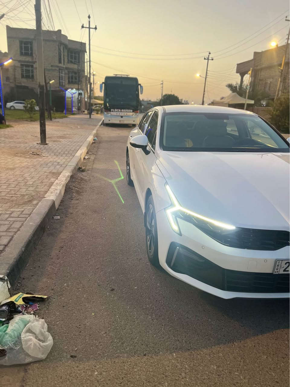 K5 خليجي 
K5 خليجي موديل 2024 كفاله عامه
فول موصفات عده البنرامه
بصمة تشغيل وترحيب
فول تحكمات 
شاشه كأمره 
دواخل جلد 
مقاعد كهربائية 
تشغيل عن بعد 
سياره عله وضع الشركه 
احله من الصور
سعر     208
***********     
رقم أربيل 
بسم شركه البصرة, العراق
