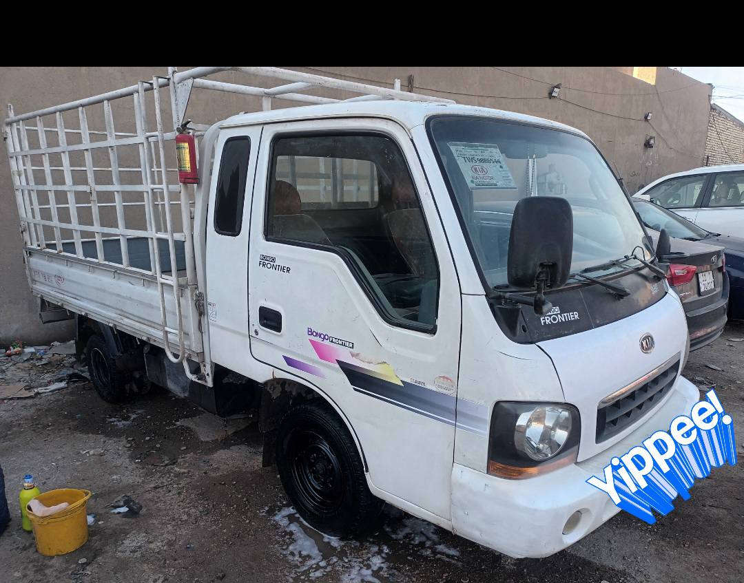 ٢٠٠٢ مكفوله سياره عدا الهلالات كير مكينه شاصي رقم شاصي كله كفاله رقم بغداد انكليزي باسمي كهربائيات لايت زنون محجر وياهه كامله سعر ٨٦ وبيهه مجال للطيبين *********** مكان سياره بغداد
