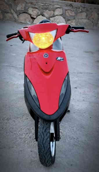 سلام عليكم دراجه ماكس عدله للبيع 
دراجه مامفتوحه مبدل بيه فقط ولفات 
كهربائيات شغاله من طول لطول 
السعر 650وبيه مجال 
المكان المجر الكبير 
الاتصال ع رقم ***********
