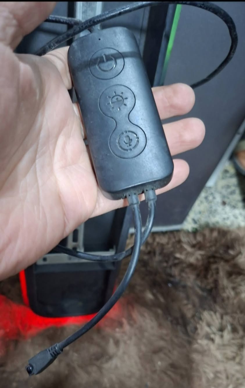 السلام عليكم نشرة ضوئيه بهذا الشكل مال بالة اصلي حديد تكدر تخليهه تبقه تشتغل وتكدر تخليهه تشتغل ويه الصوت وتكدر تغير الالوان RGB
السعر 18
للحجز على الخاص
متوفر توصيل لجميع محافظات العراق 5
لمشاهدة باقي الاجهزة الدخول على اسمي


**إذا كنت صاحب هذا الإعلان وتريد حذفه لأي سبب، رجاءا أرسل رسالة إلى الدعم الفني**