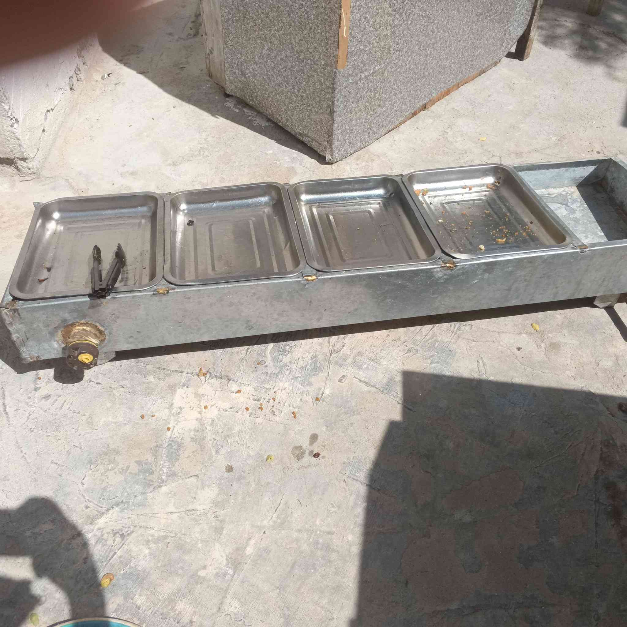 للبيع السعر قفل 200الف مكاني سفوان غراض كافتريه رقم واتساب***********
