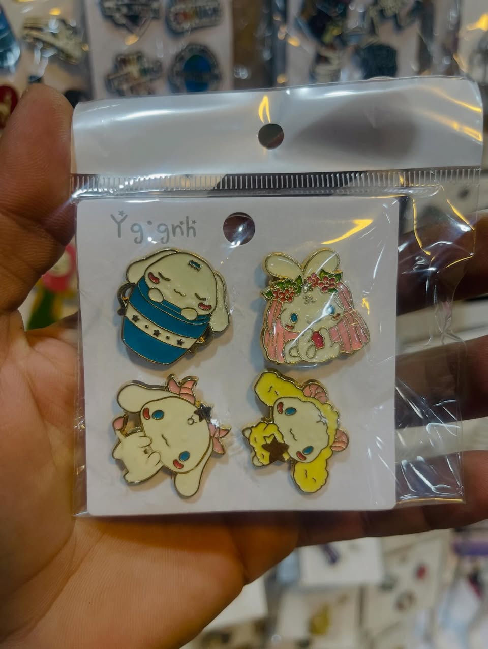 ✨ بروشات أشكال مختلفة وتخصصات مميزة ✨
بسعر 🔥 2000 دينار فقط 🔥

🎓 مناسبة للطلبة ولكل التخصصات
💼 تصاميم أنيقة تناسب الحقائب والملابس
🎁 فكرة حلوة كهدية بسيطة ومميزة
يحتوي الكرت على 3 او 4 بروشات 

📍 متوفرة لدى مكتبة كلكامش – الفرع 2
سوق الـ4000 مقابيل حسينية المرتضى

🚚 متوفر توصيل

للاستفسار أو الحجز راسلونا على الخاص 🤍


**إذا كنت صاحب هذا الإعلان وتريد حذفه لأي سبب، رجاءا أرسل رسالة إلى الدعم الفني**