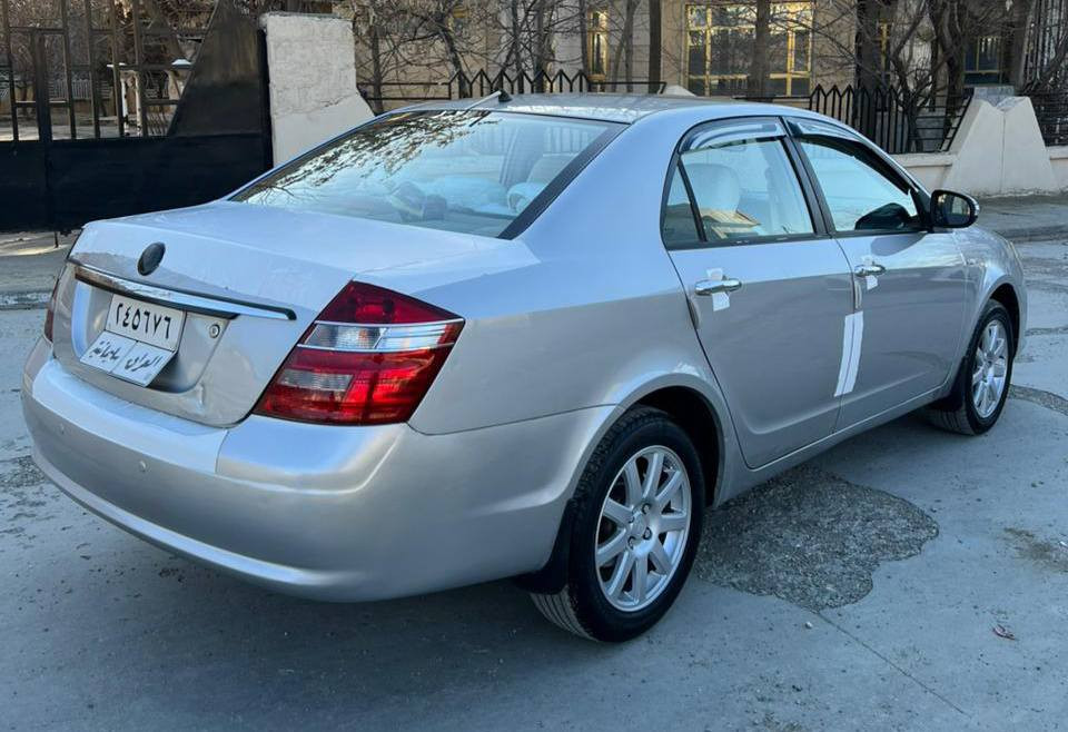 جیلی مۆدێل 2013 
١٣٩ هەزار ڕۆشتوە
بێ بۆیاخ بێ دەعم بێ کاڵ بوونەوە 
گێر عادى مەرغوب و بەنزین کەمەخوات 
گێر و مەکینە و کارەبایی بەشەرت تەبرید سارد و گەرم بەشەرت
چوار جام کارەبا _ قوفڵ مەرکەزی _ ناو زەرد _ بیلاد پەردەی دواوە _ حاسەی بەگ _ شاشە ئایپاد _ ABS _ ئاوێنە کارەبا و ئیشارەت

سعر لە کۆمێنت داوابکە ڕاستەخۆ بۆت دیت 📩 

لید عەدەسە بەرز و نزم ئەکات
تازە ڕۆنی گۆڕاوە
سەنەوی بەسەر چووە 
شوێن پێنجوێن

ژمارەی خاوەنی 
***********
***********
