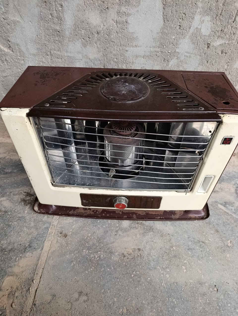 سلام عليكم صوبه عشتار الباب الاول الاصلي القديم فتيله اصليه للبيع ***********
