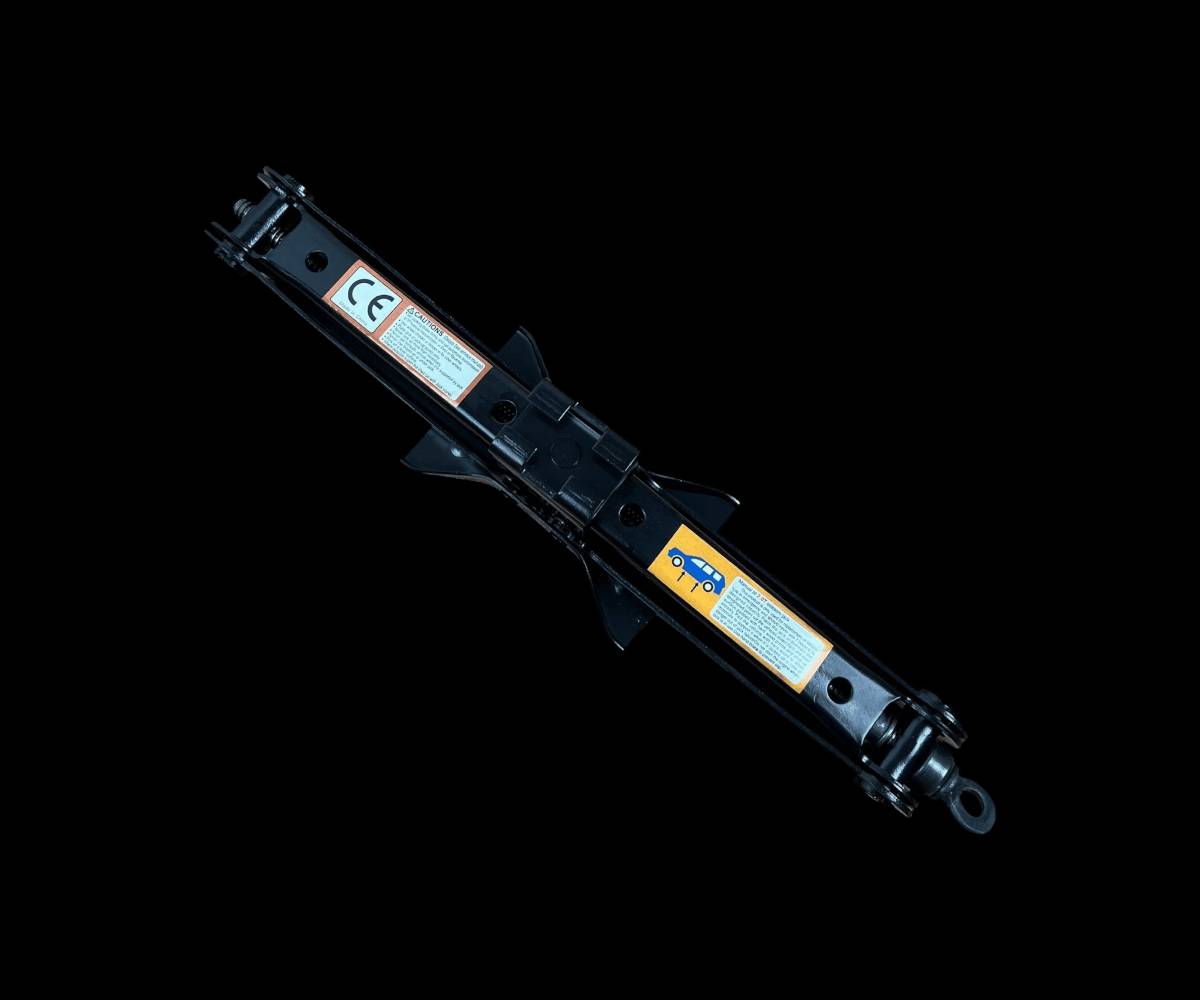 رافعة السيارة TAT TOOLS – مساعدك المثالي في الطوارئ 🚗

تحمل حتى 2 طن لتبديل الإطارات بسرعة وأمان ⚙️

تصميم مقصي متين من الحديد المقوّى لضمان الثبات والقوة 💪

مقبض دوران عملي يجعل الرفع أسهل من أي وقت مضى 🔧

طلاء مقاوم للصدأ يحافظ على أدائها لسنوات 🛠️

خفيفة الوزن وسهلة التخزين في صندوق السيارة 🎒

اختيار ذكي لكل سائق يهتم بالسلامة والاستعداد للطوارئ ✅