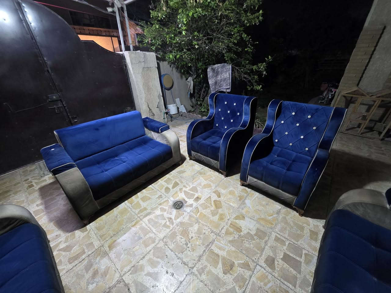 سلام عليكم تخم ١٠ نفرات للبيع ب٣٠٠ الف ما بي أي ضرر ***********
