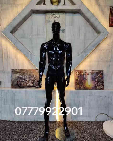 مختصيين لتجارة انواع المليكانات
الرجالية والنسائية والاطفال
للحجز /*********** /***********
يوجد توصيل لجميع العراق
جمله مفرد 
بغداد مخازن الشعب
.
