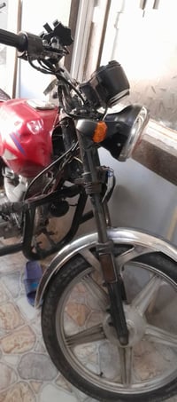 للبيع • حي عباس • ما بيه نقص